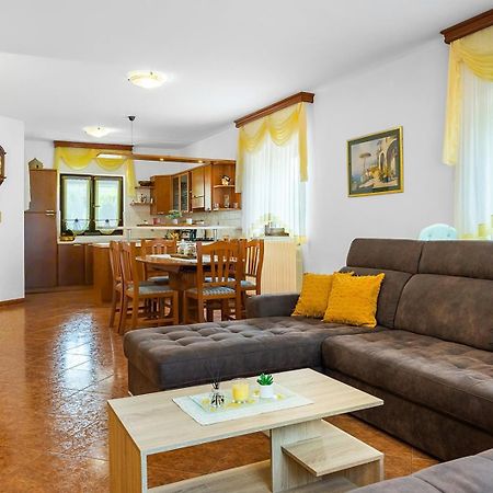 House Ulika Villa Svetvincenat Ngoại thất bức ảnh